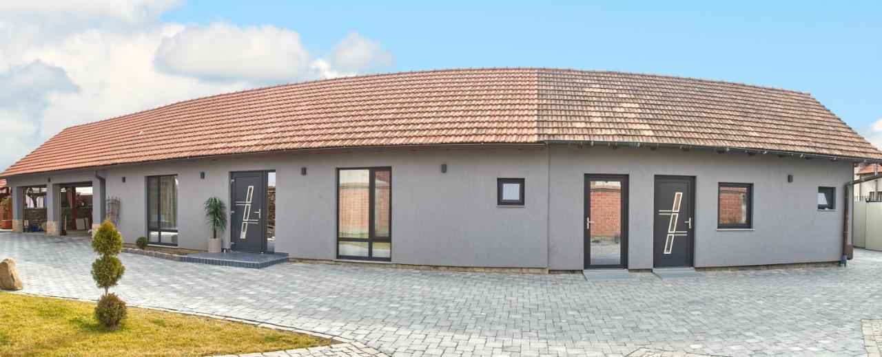Apartament City La Casa Piano House ,Cu Parcare Alba Iulia Zewnętrze zdjęcie